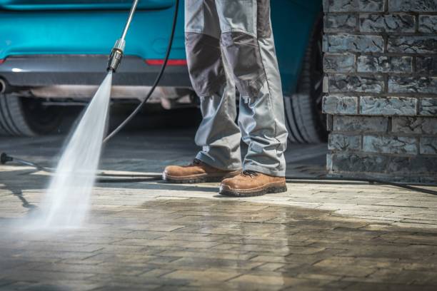 Best Pool Deck Cleaning  in State Center, IA