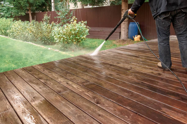 Best Fence Cleaning  in State Center, IA